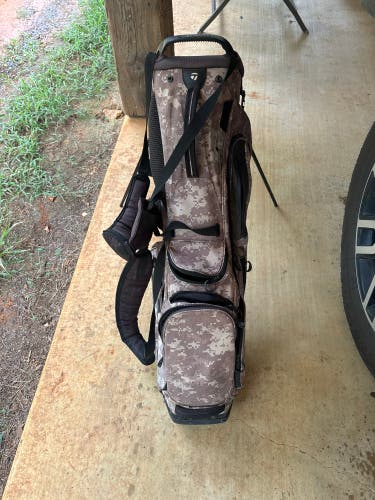 TaylorMade FlexTech Bag (Used)