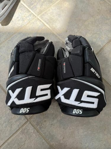 STX Stallion Gloves 14"  (Used)