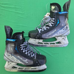 Senior Bauer Vapor Hyperlite Hockey Skates Regular Width 9.5