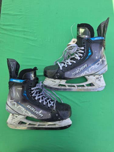 Senior Bauer Vapor Hyperlite Hockey Skates Regular Width 9.5