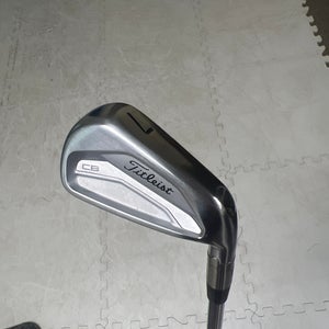 Titleist CB Right Handed 7 Iron Used x1