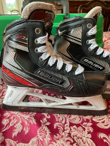 Bauer Vapor X2.9 Hockey Goalie Skates  Size 4 (Used)