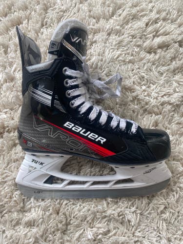 2023/2024 Bauer Vapor 3X Hockey Skates Regular Width   6.5 (Used)
