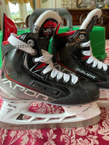 Bauer Vapor X LTX Hockey Skates Regular Width  Size 3 (Used)