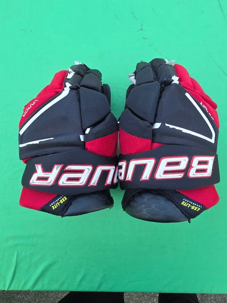 Black Junior Bauer Vapor Hyperlite Gloves 13"