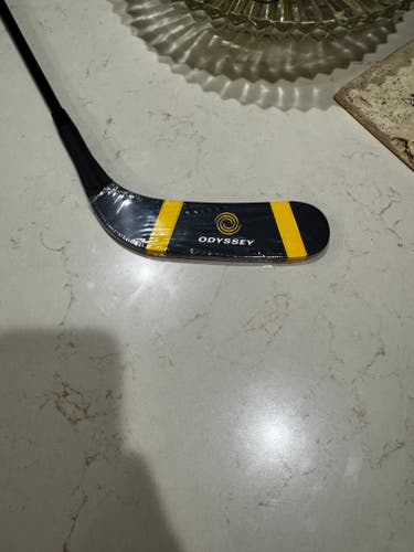 2025 Odyssey Blade Happy Gilmore 2 Limited edition Putter Right Handed Putter Uniflex (New)