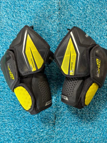 Senior Medium Bauer Supreme Ultrasonic Elbow Pads (Used)