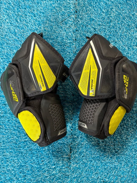 Senior Medium Bauer Supreme Ultrasonic Elbow Pads (Used)