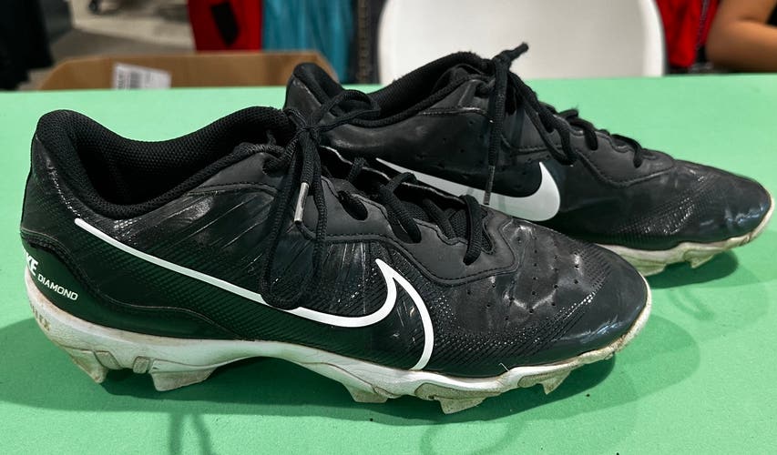 Black Men's Size M 10.0 (W 11.0) Adult Nike Alpha Huarache Elite 4 Low Top Footwear Molded Cleats (U