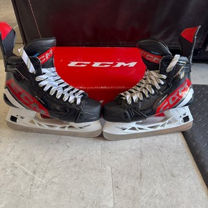 CCM JetSpeed FT6 Hockey Skates Regular Width  6.5 (Used)