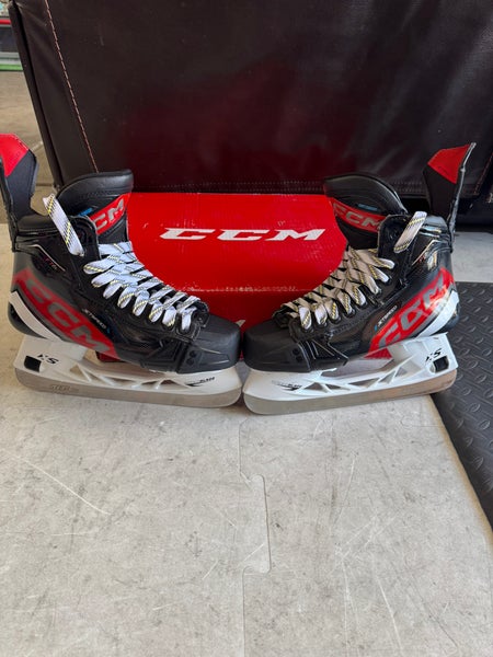 CCM JetSpeed FT6 Hockey Skates Regular Width  6.5 (Used)