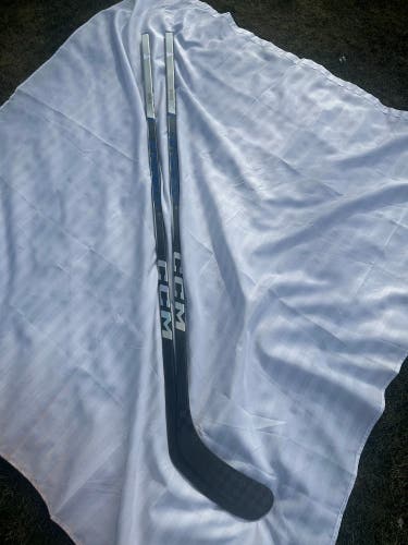 (1) 100 Flex Ryan Reaves Senior CCM Jetspeed FT6 Pro Right Hand Hockey Stick Pro Stock (New)