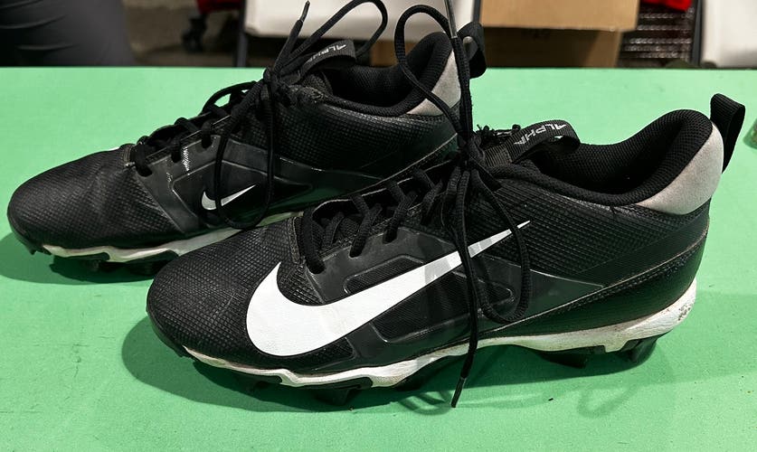 Black Men's Size M 11.5 (W 12.5) Adult Nike Alpha Menace Pro 4 Low Top Cleats Molded Cleats (Used)