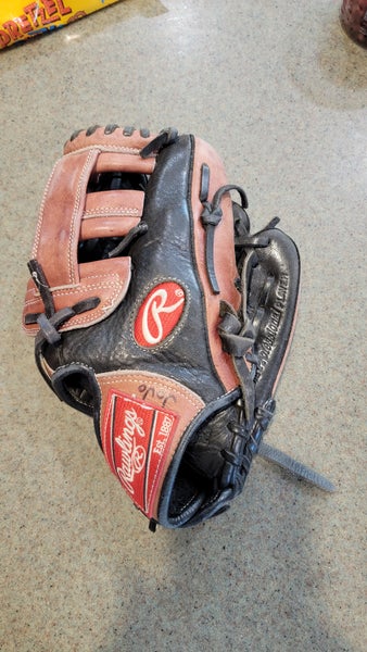 Rawlings GG Gamer Baseball Glove 11" (Used)