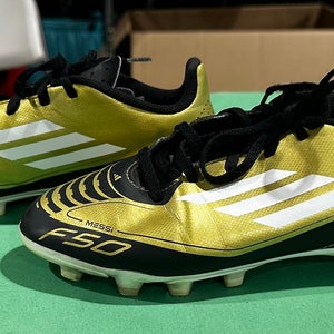 Black Unisex YOUTH Size M 4.5 (W 5.5) Adidas Messi Cleats Molded Cleats (Used)