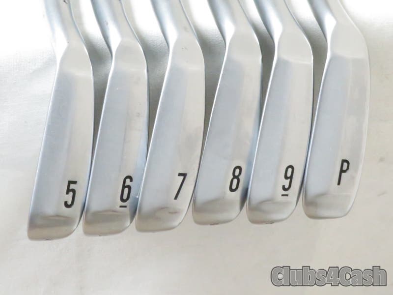 まろん✕4 Srixon ZX4 MKII Irons UST Mamiya Recoil 660 F3 Regular Flex