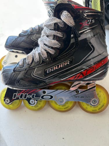 Bauer Vapor 2X Hockey Skates Regular Width Size 2.5 (Used)
