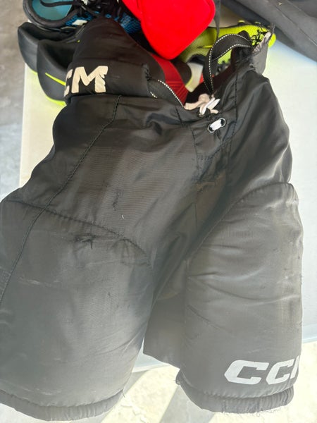 Medium Youth CCM Next Hockey Pants (Used)