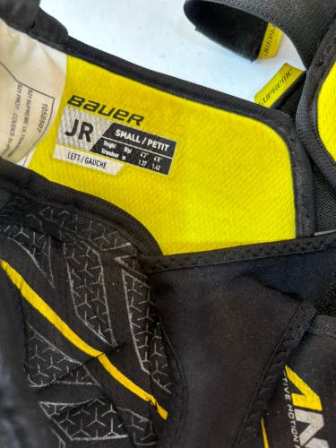 Small Junior Bauer Supreme Ultrasonic Elbow Pads (Used)