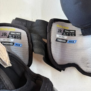 Small Junior Bauer Supreme M5 Pro Elbow Pads (Used)