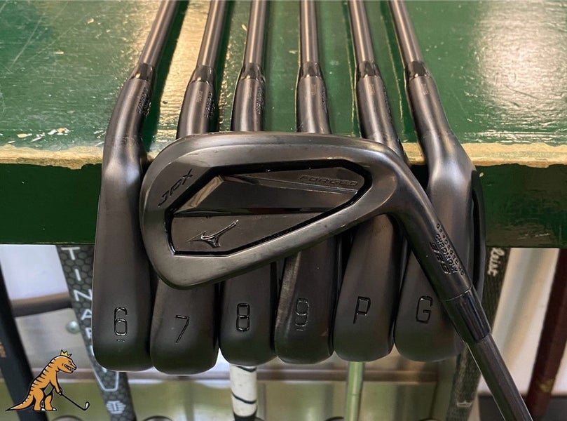 Blackout 2025 Mizuno JPX 925 Iron Set 5-PW-GW Dynamic Gold Tour Issue Mid Steel