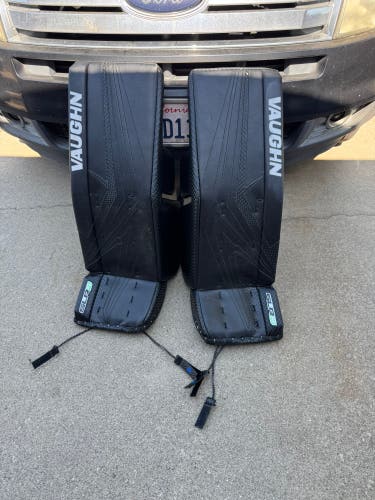 35"  2025 Vaughn Regular Goalie Full Set (Used)