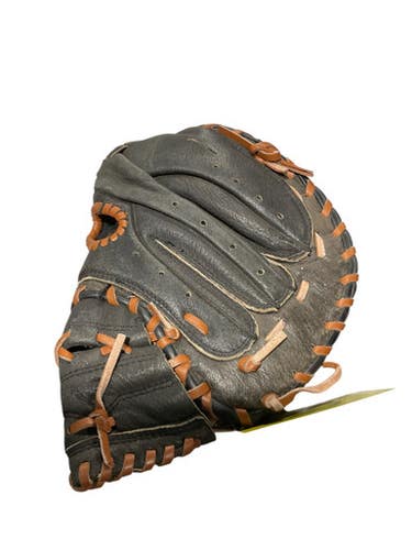 Used Under Armour UACM 100Y BB/SB Catchers RH Throw Black 30" 11834-S000037679