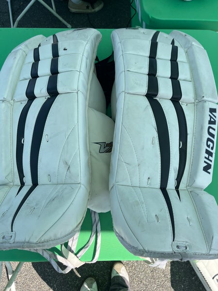 White 24" Junior Vaughn Velocity V7 Goalie Leg Pads