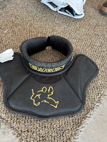 Vaughn goalie neck guard