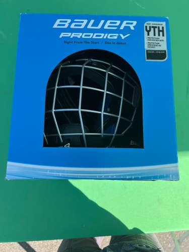 New Black Youth Bauer Prodigy Helmet