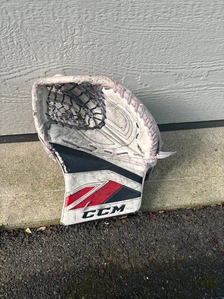 Ccm goalie glove
