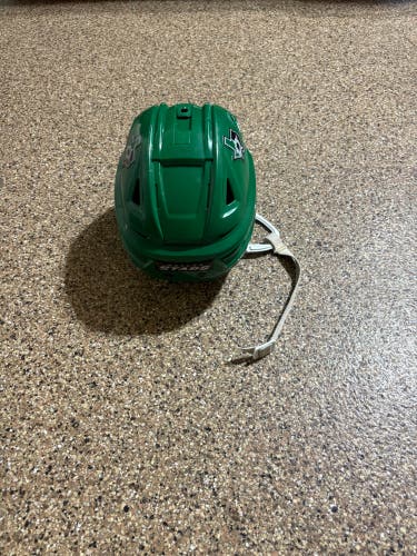 Medium Bauer Re-Akt 150 Helmet Pro Stock (Used)
