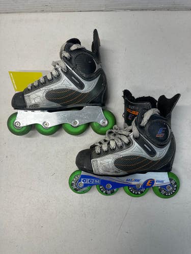 Used CCM Roller Hockey Skates Black Youth 07.0 11835-S000196508