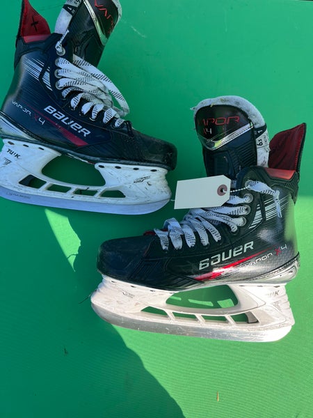 Intermediate Bauer Vapor X4 Hockey Skates 6.5