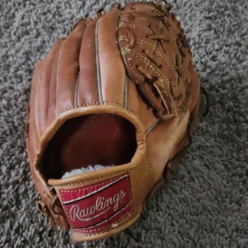 Rawlings RH RBG90 Reggie Jackson Signature Series Baseball Glove 11.5" Deep Well Pocket