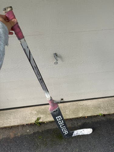 Intermediate Bauer Vapor X5 Pro Regular Goalie Stick 23" Paddle (Used)