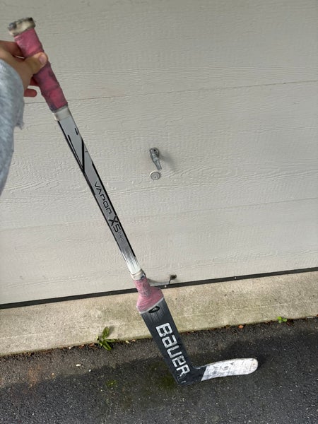 Intermediate Bauer Vapor X5 Pro Regular Goalie Stick 23" Paddle  (Used)