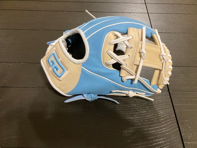 Custom Baseball Glove