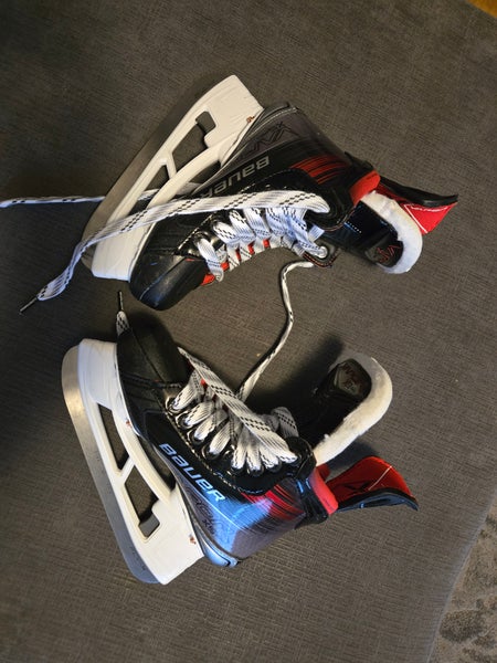 2025 Bauer Vapor 5x pro Hockey Skates Regular Width Size 1 (New)