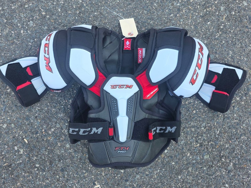 Medium Junior CCM JetSpeed FT4 Pro Shoulder Pads