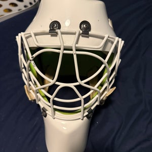 Otny X1M goalie mask