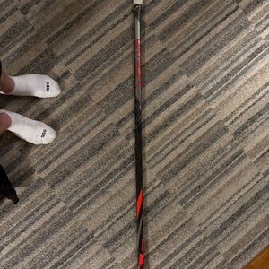 Junior Bauer Vapor FlyLite Left Hand Hockey Stick (Used)