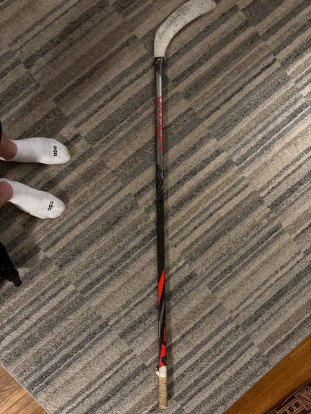 Junior Bauer Vapor FlyLite Left Hand Hockey Stick (Used)