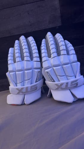 STX Surgeon RZR2 Lacrosse Gloves Medium (Used)