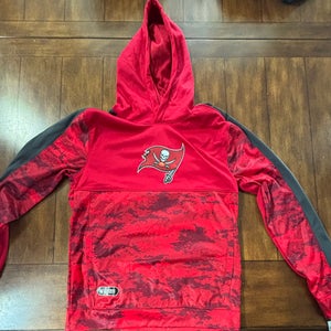Youth Tampa Bay Buccaneers Bucs Hoodie   Size XL Youth 18/20 NWT