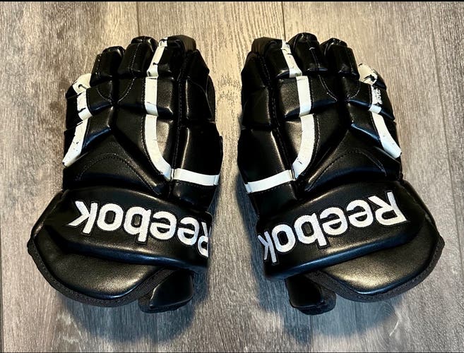 Reebok XT Pro Hockey Gloves