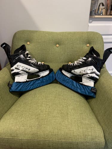 2024 CCM Hockey Skates Regular Width  Pro Stock 8.5 (Used)