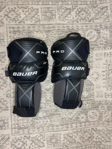 Bauer Pro Intermediate Knee Pads Hockey Goalie