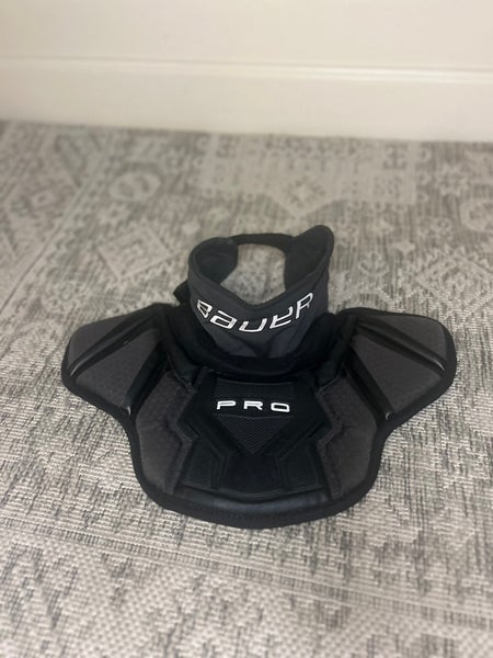 Hockey Goalie Bauer Pro Senior Neck Gaurd