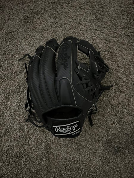 Rawlings RH Infield Heart of the Hide Baseball Glove 11.5" (Used)